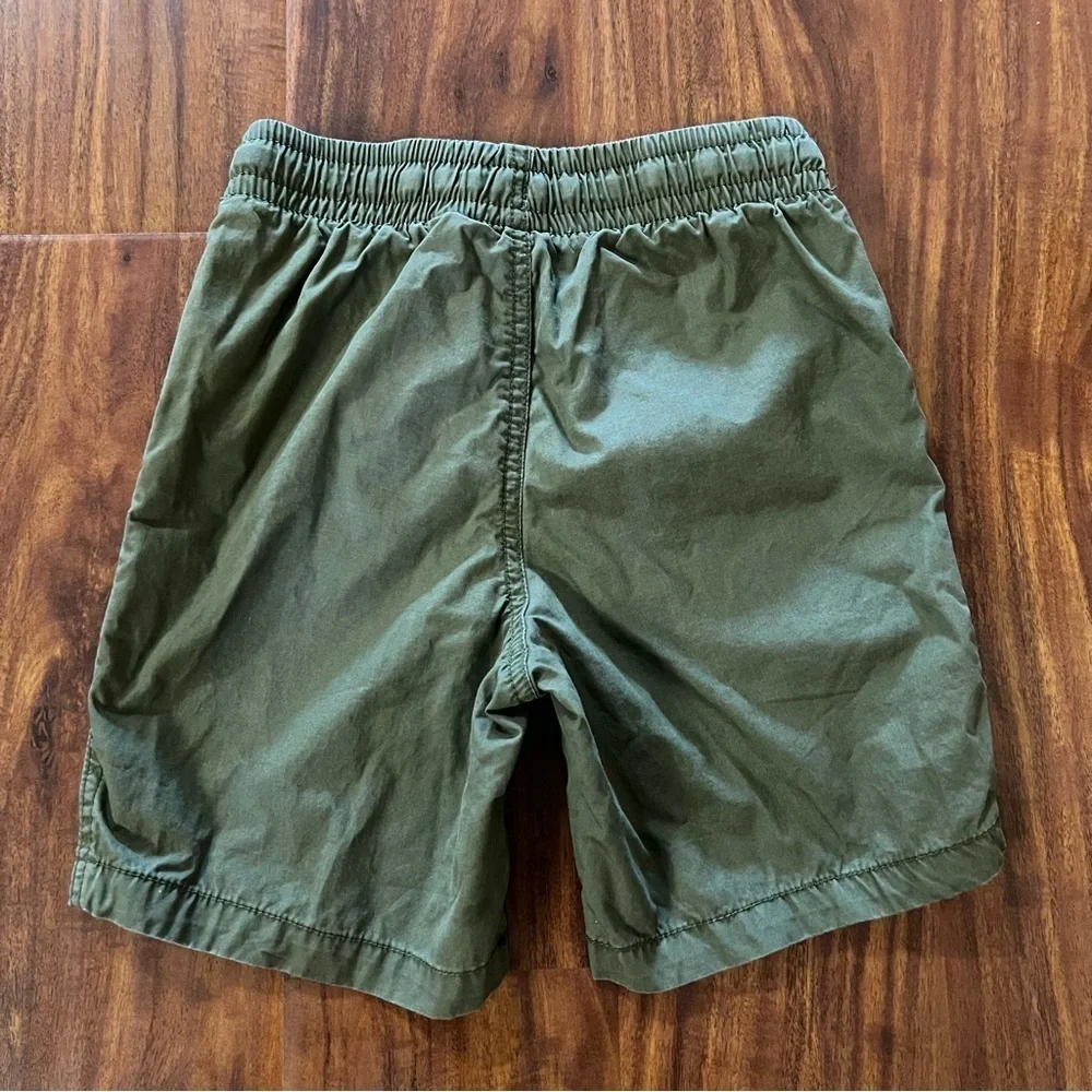 Gap Kids Relaxed Pull-on Shorts Olive Green size small (6-7)